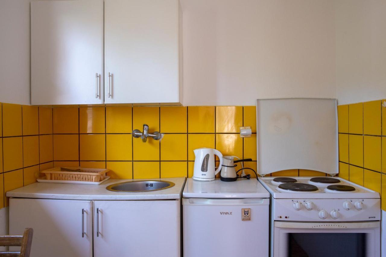 Family Apartments Vukcevic Чань Экстерьер фото